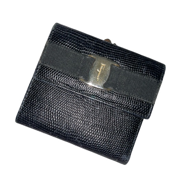 Salvatore Ferragamo Vintage Vara Bow Compact Wallet with Kiss Lock - Picture 14 of 16